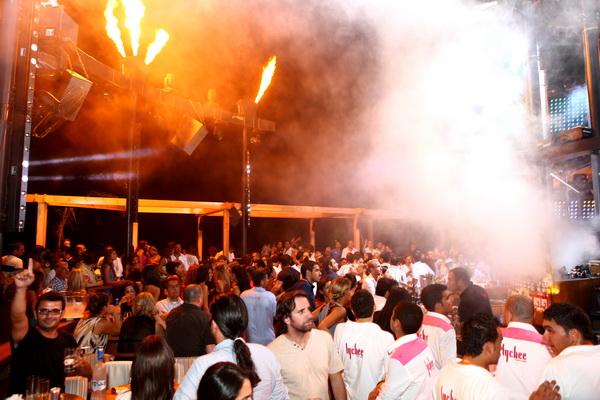 Opening of  Lychee